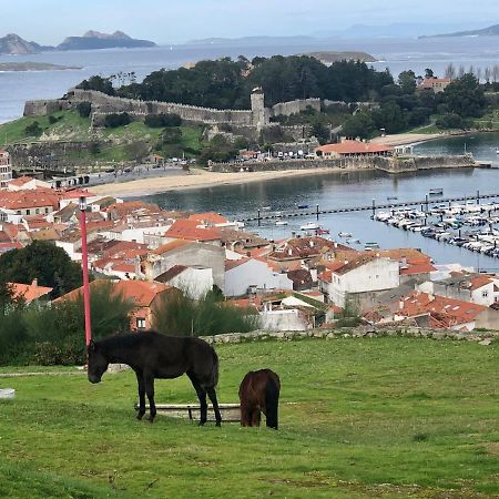 Apartamento Baiona Centro Al Lado Parador Y Playa Bagian luar foto