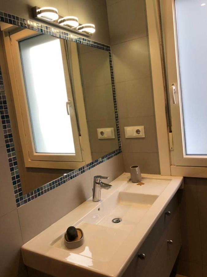 Apartamento Baiona Centro Al Lado Parador Y Playa Bagian luar foto